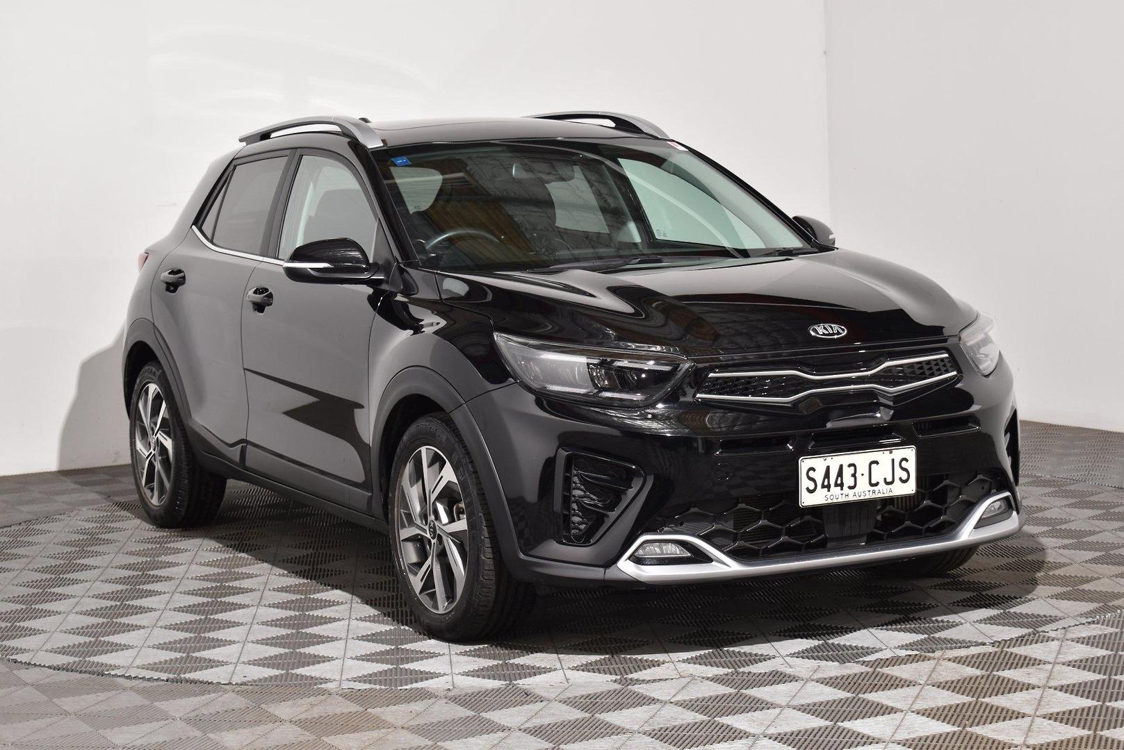 2021 Kia Stonic GTLine — photo 1