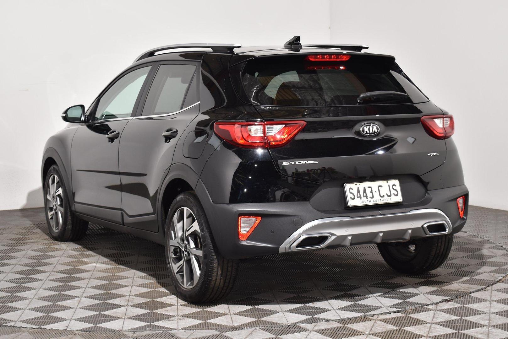 2021 Kia Stonic GTLine — photo 2