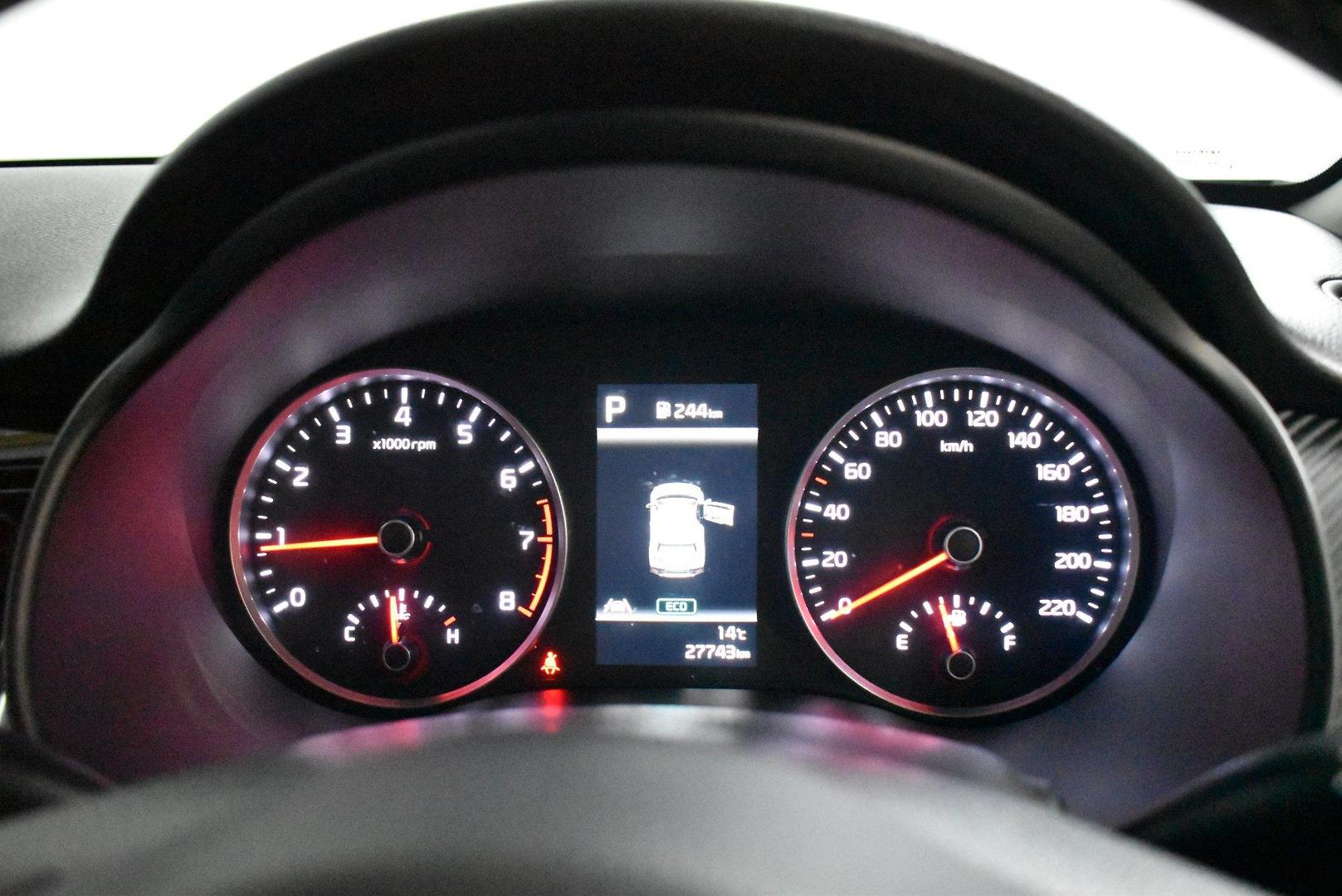 2021 Kia Stonic GTLine — photo 25