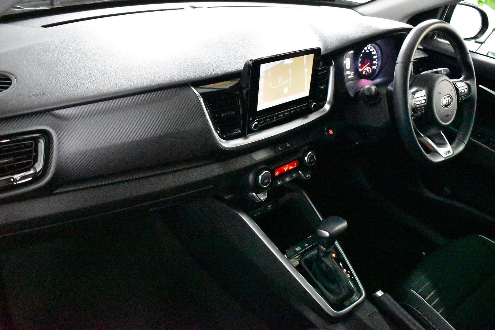 2021 Kia Stonic GTLine — photo 6