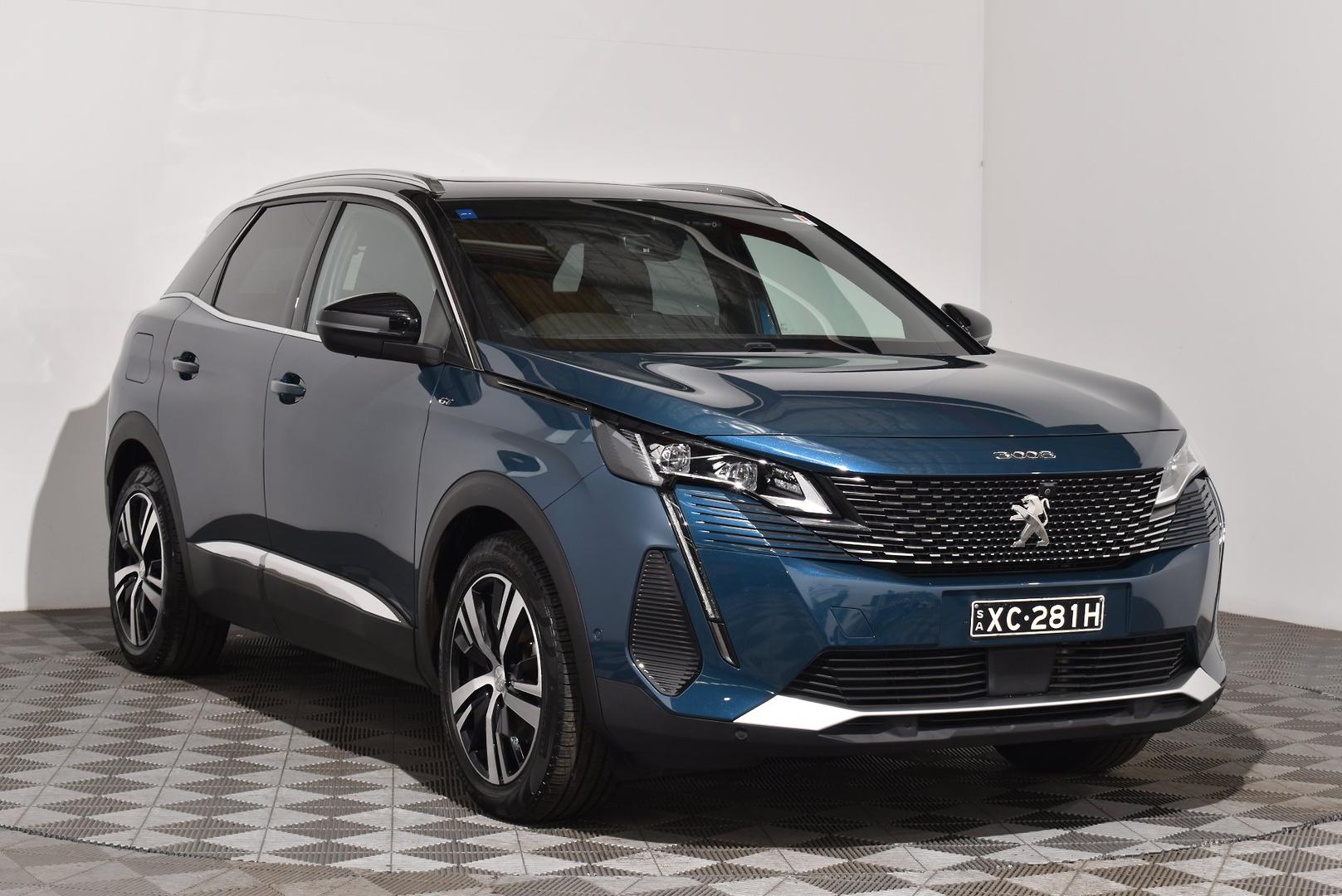 2022 Peugeot 3008 GT — photo 1