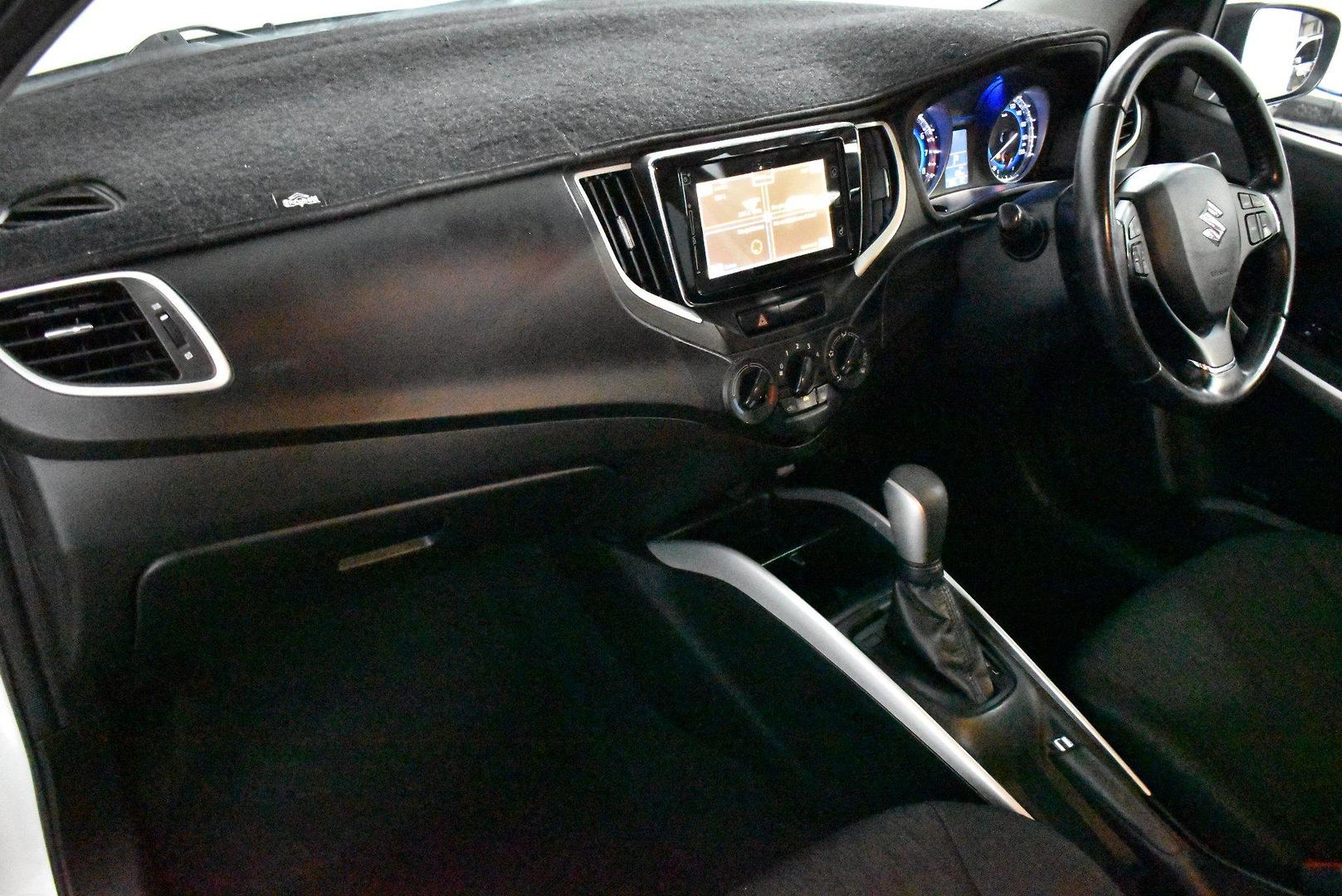 2017 Suzuki Baleno GL — photo 6