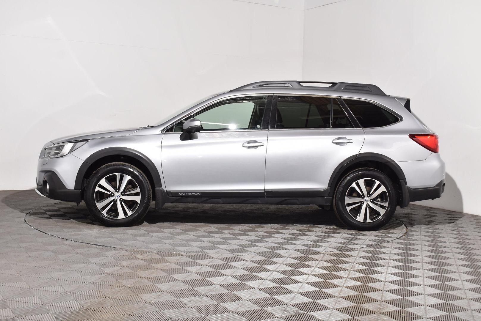 2018 Subaru Outback 25i Premium — photo 11