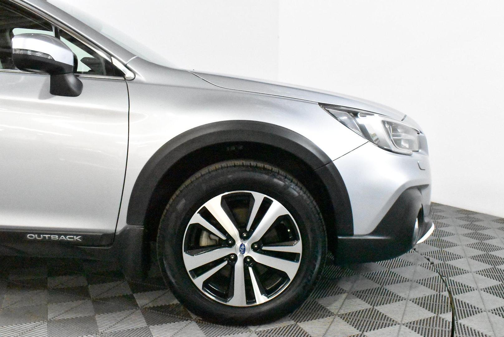 2018 Subaru Outback 25i Premium — photo 18