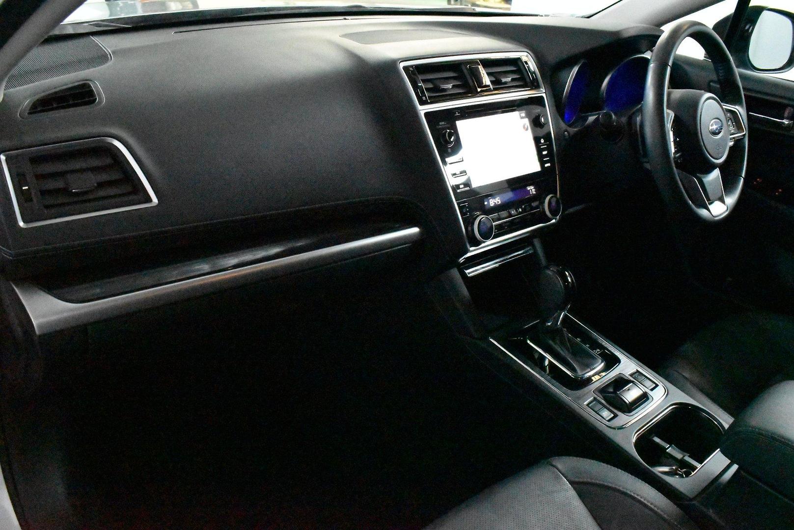 2018 Subaru Outback 25i Premium — photo 6