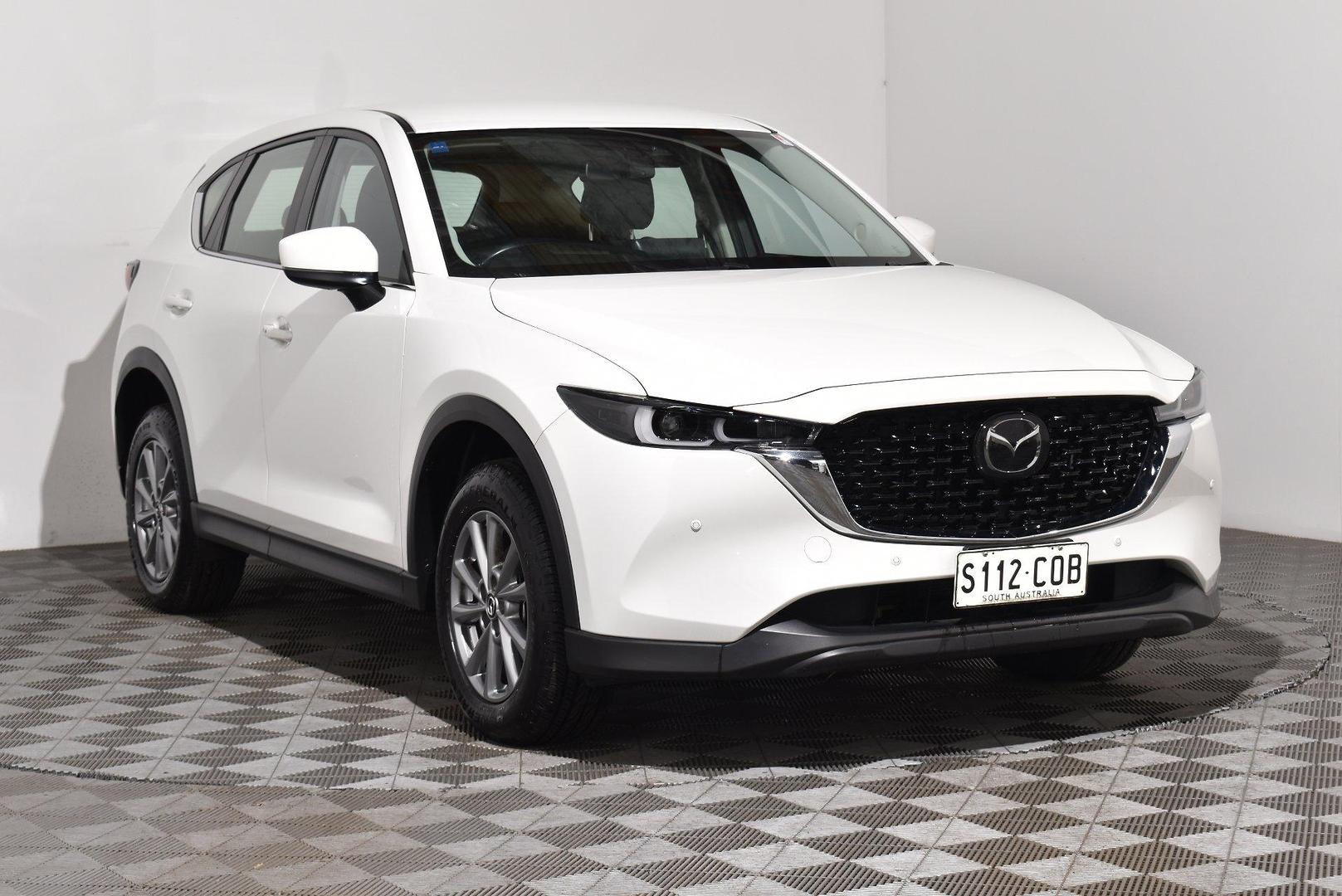 2022 Mazda CX-5 Touring — photo 1 of 27