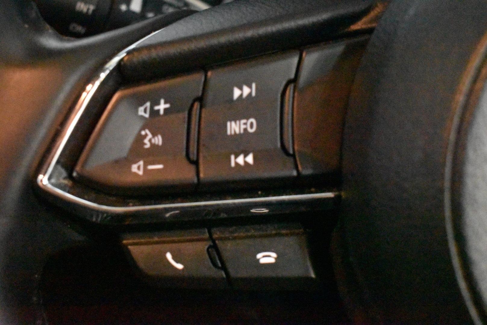 2022 Mazda CX-5 Touring — photo 21 of 27