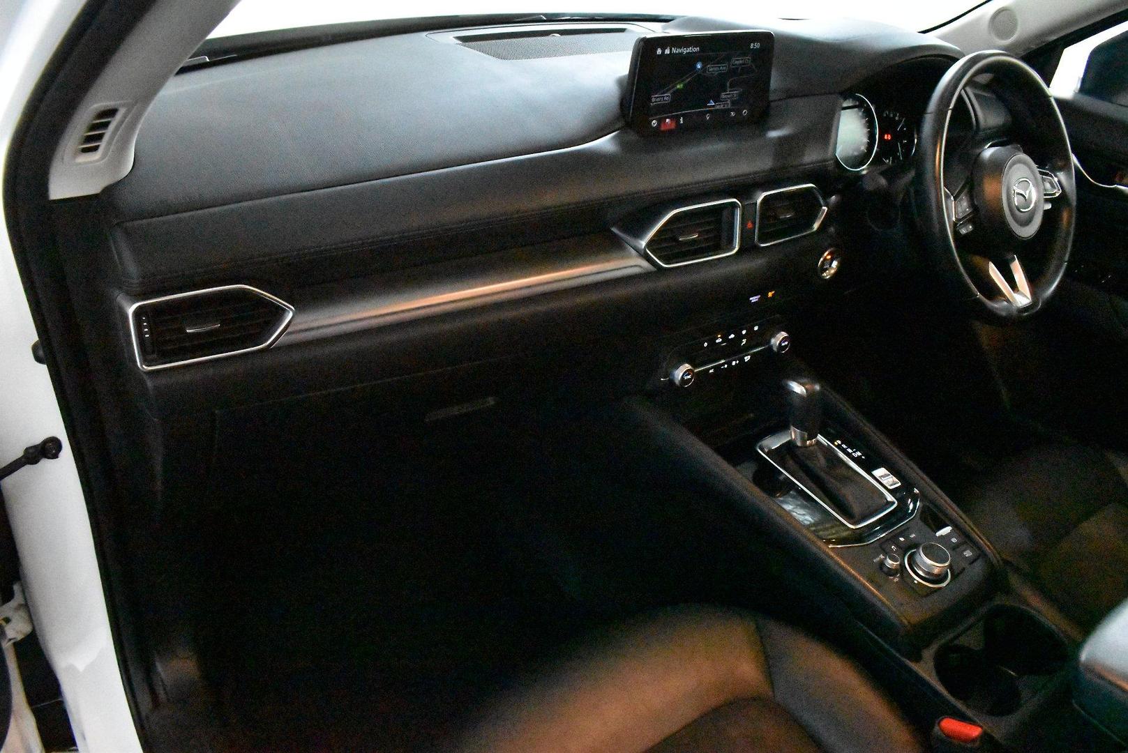 2022 Mazda CX-5 Touring — photo 6 of 27