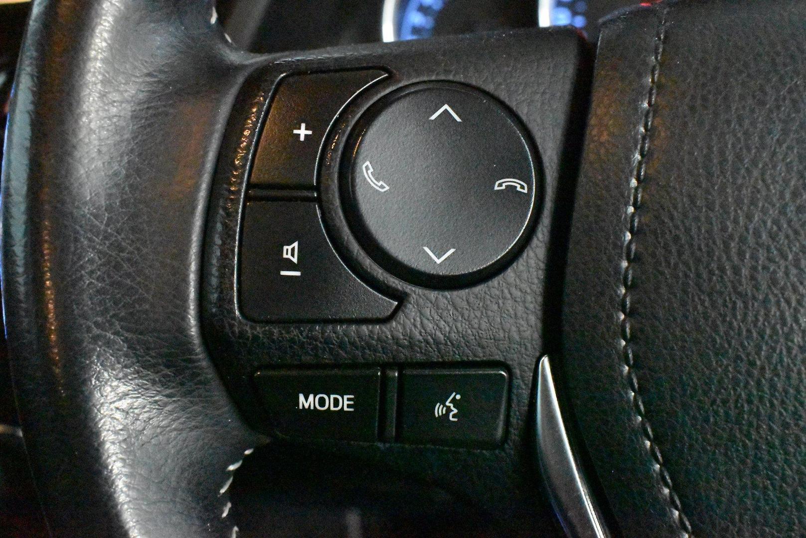 2018 Toyota Corolla Ascent Sport — photo 21 of 26