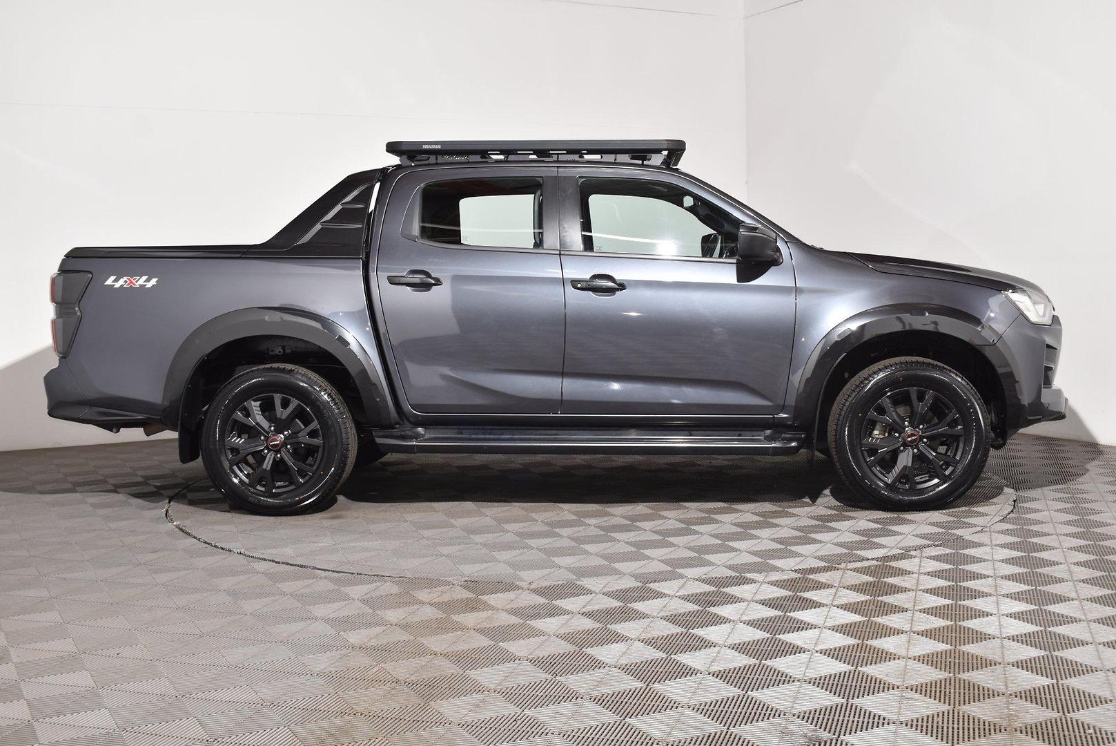 2023 Isuzu D-MAX XTERRAIN — photo 10