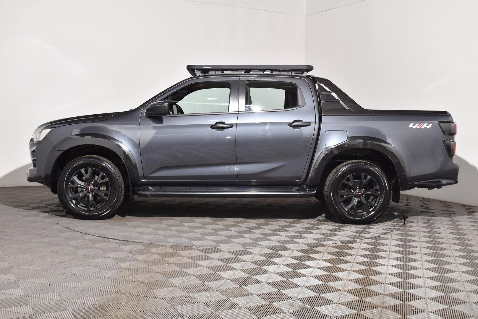 2023 Isuzu D-MAX XTERRAIN — photo 11