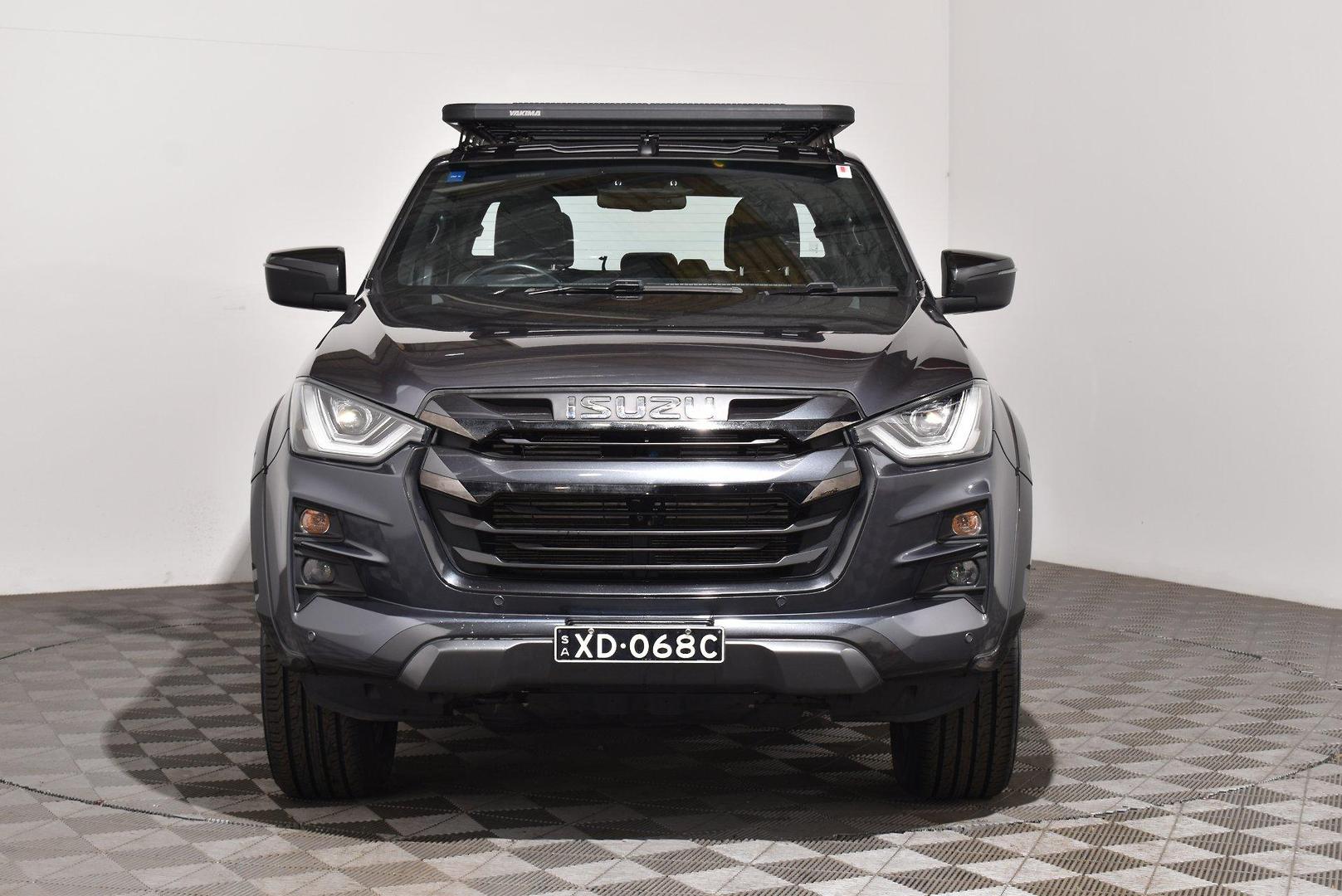 2023 Isuzu D-MAX XTERRAIN — photo 3