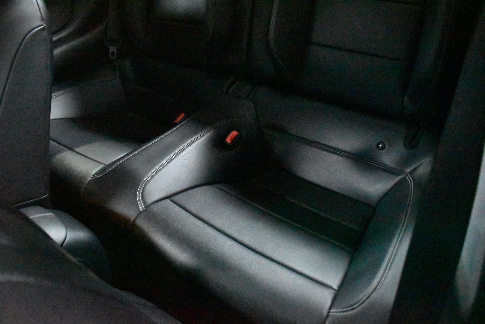 2015 Ford Mustang GT — photo 8