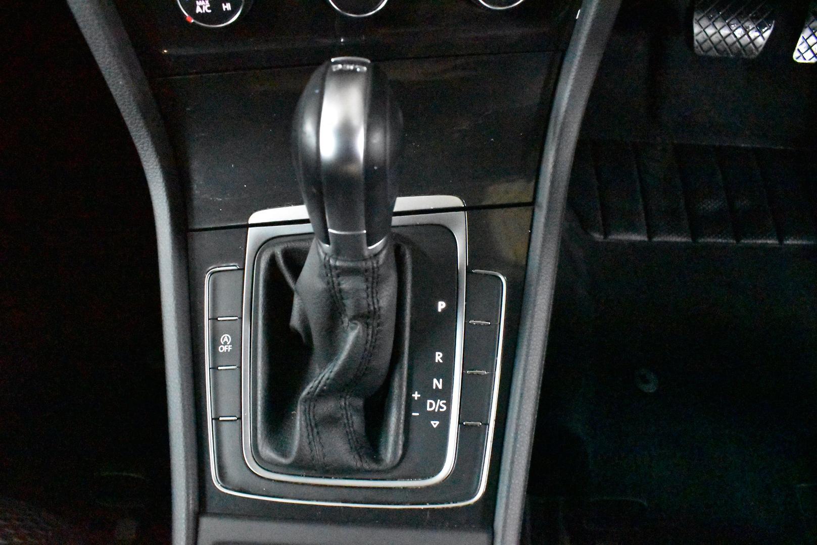 2018 Volkswagen Golf 110TSI — photo 20