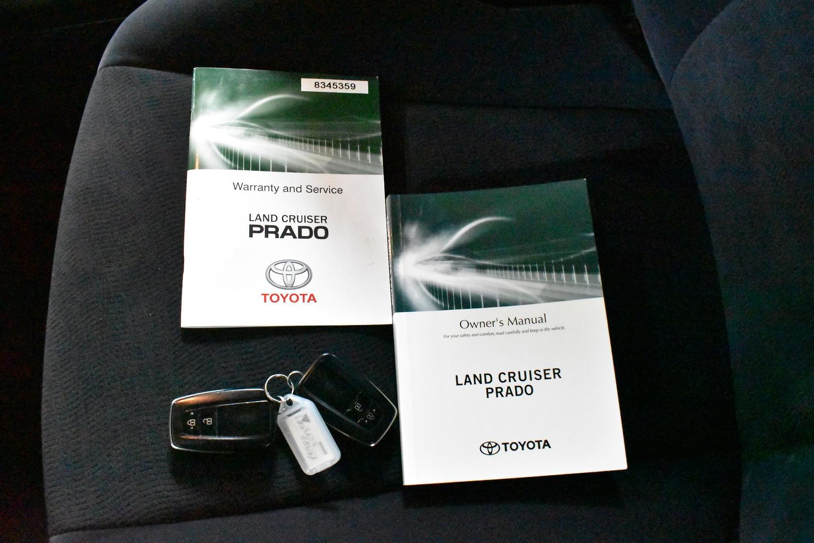 2017 Toyota Landcruiser Prado GXL — photo 26