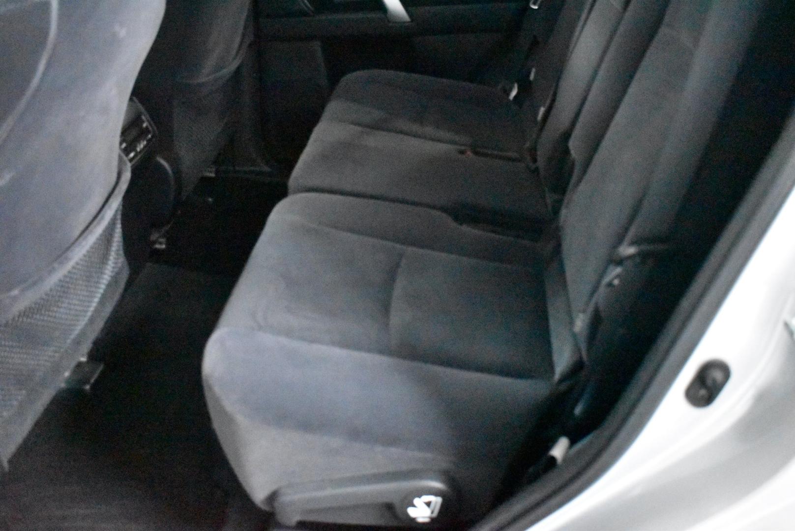 2017 Toyota Landcruiser Prado GXL — photo 8