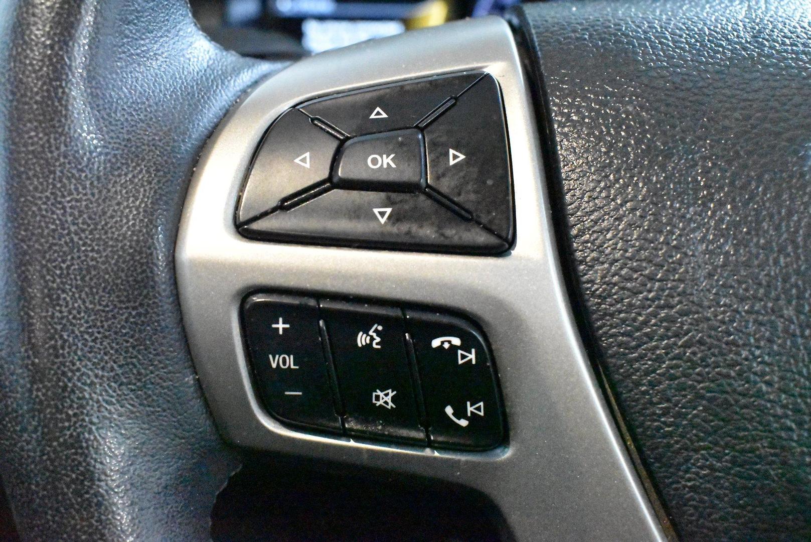 2021 Ford Everest Trend — photo 21