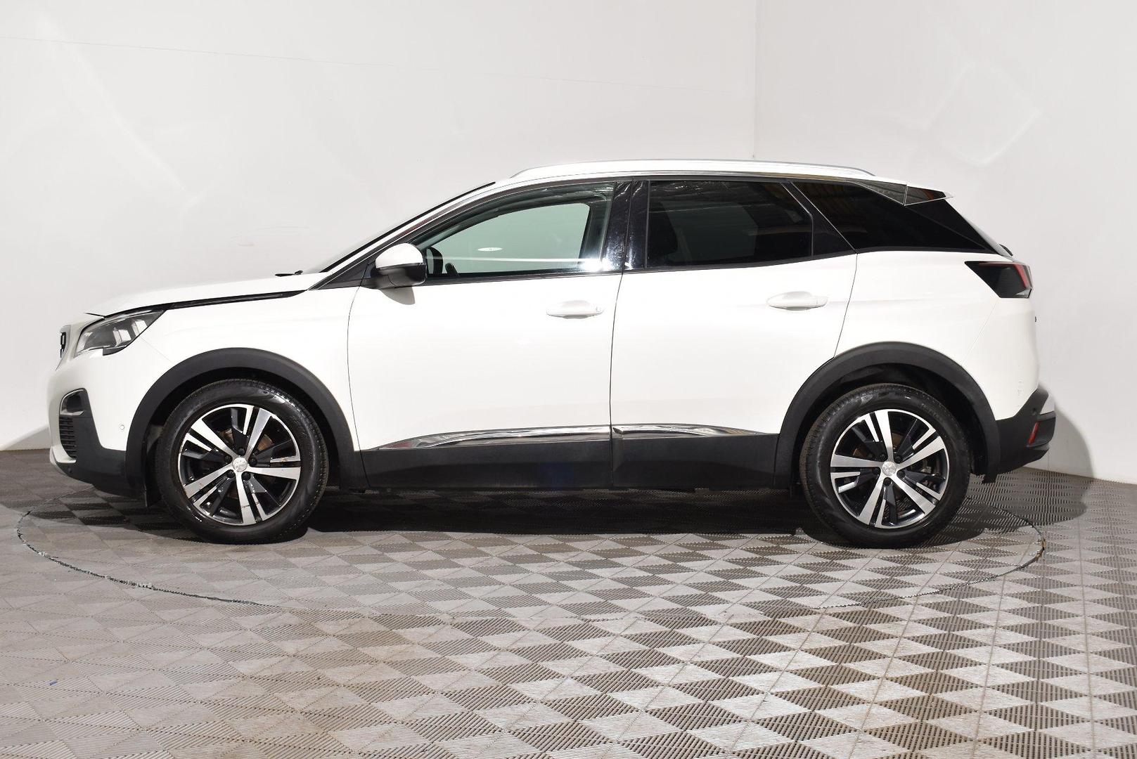 2017 Peugeot 3008 Allure — photo 11