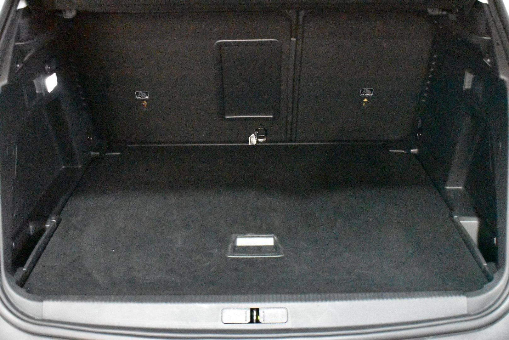 2017 Peugeot 3008 Allure — photo 16