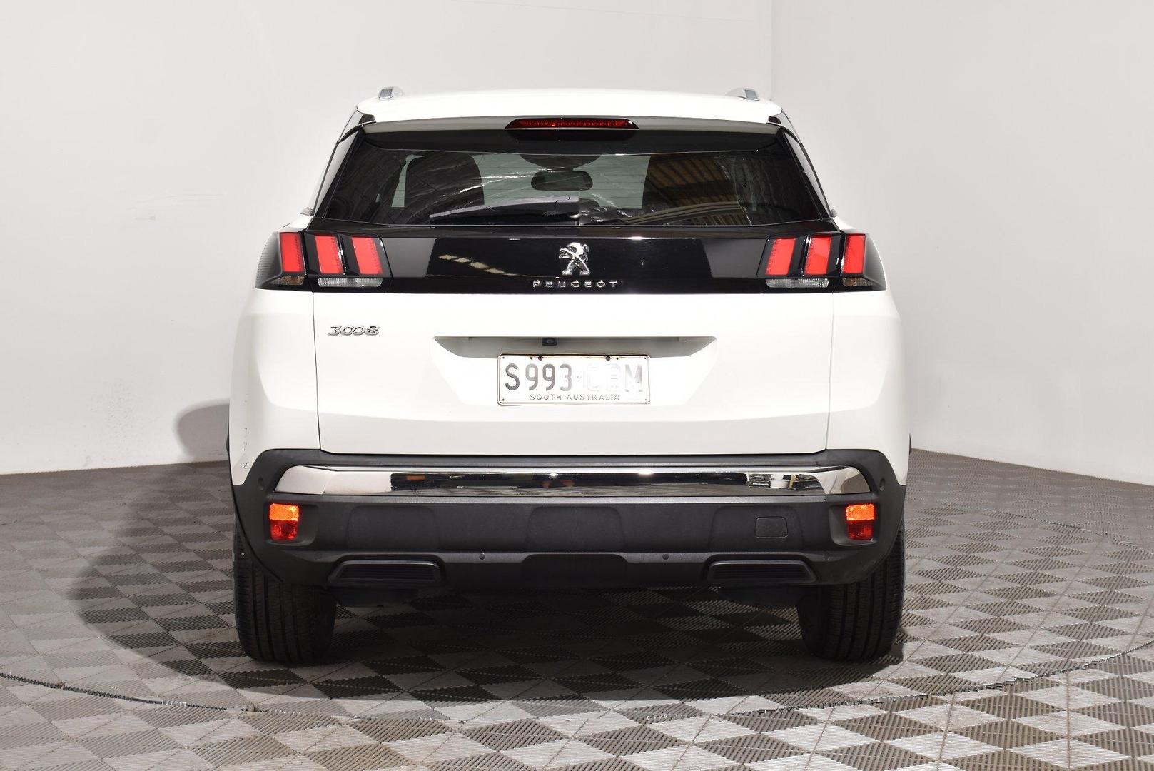 2017 Peugeot 3008 Allure — photo 4