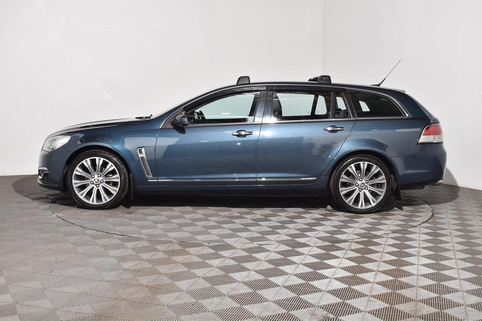 2014 Holden Calais V — photo 11