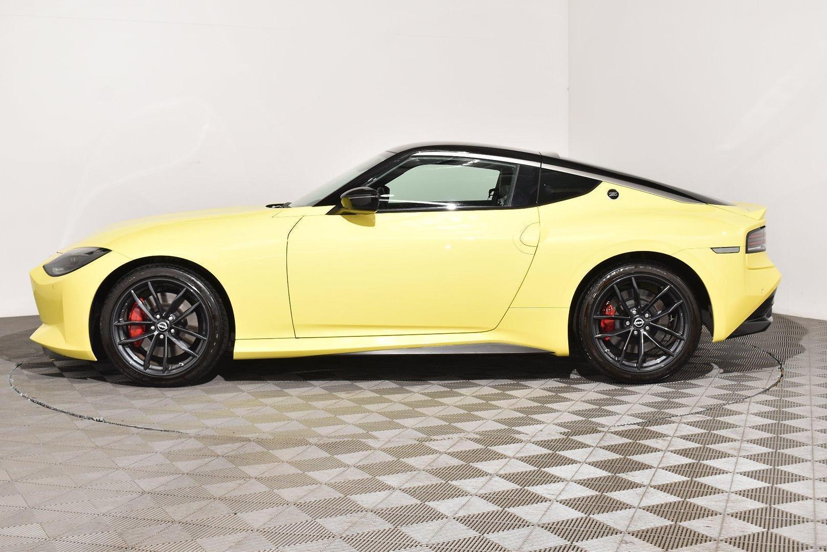 2024 Nissan Z — photo 9