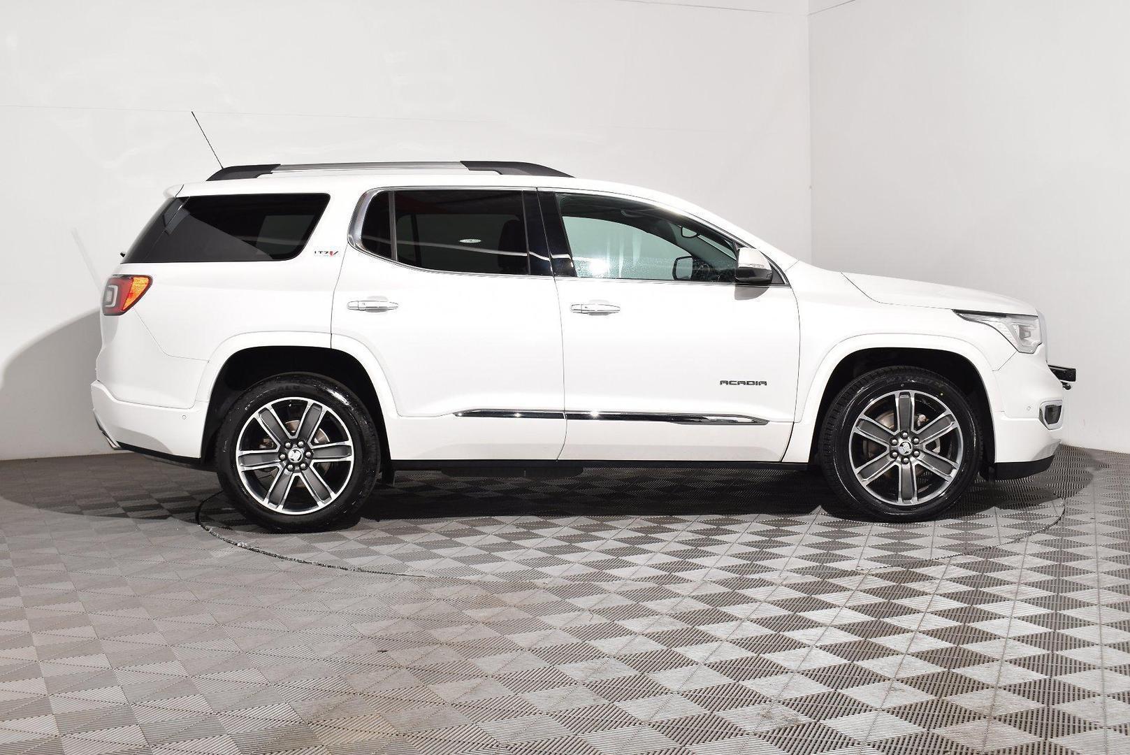 2019 Holden Acadia LTZV — photo 10