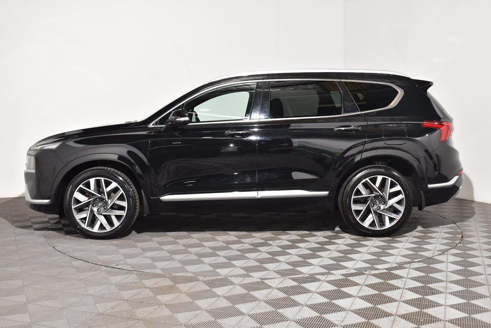 2022 Hyundai Santa Fe Highlander — photo 11