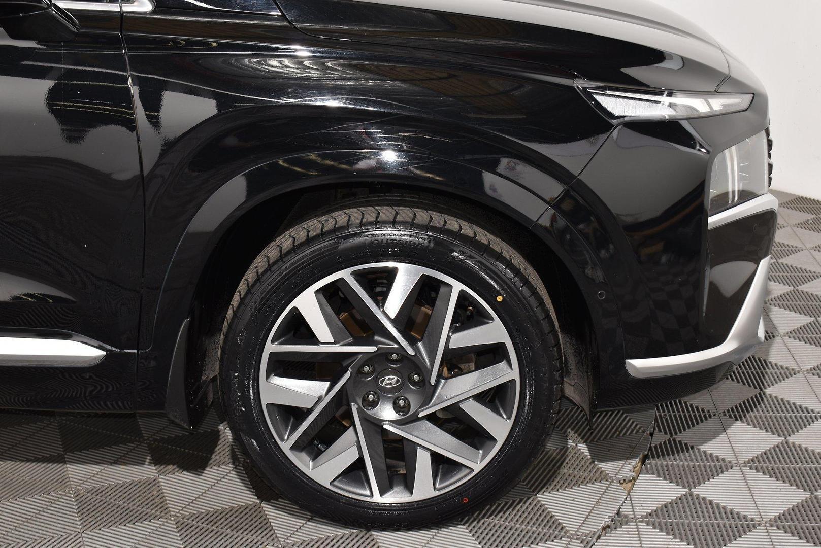 2022 Hyundai Santa Fe Highlander — photo 18