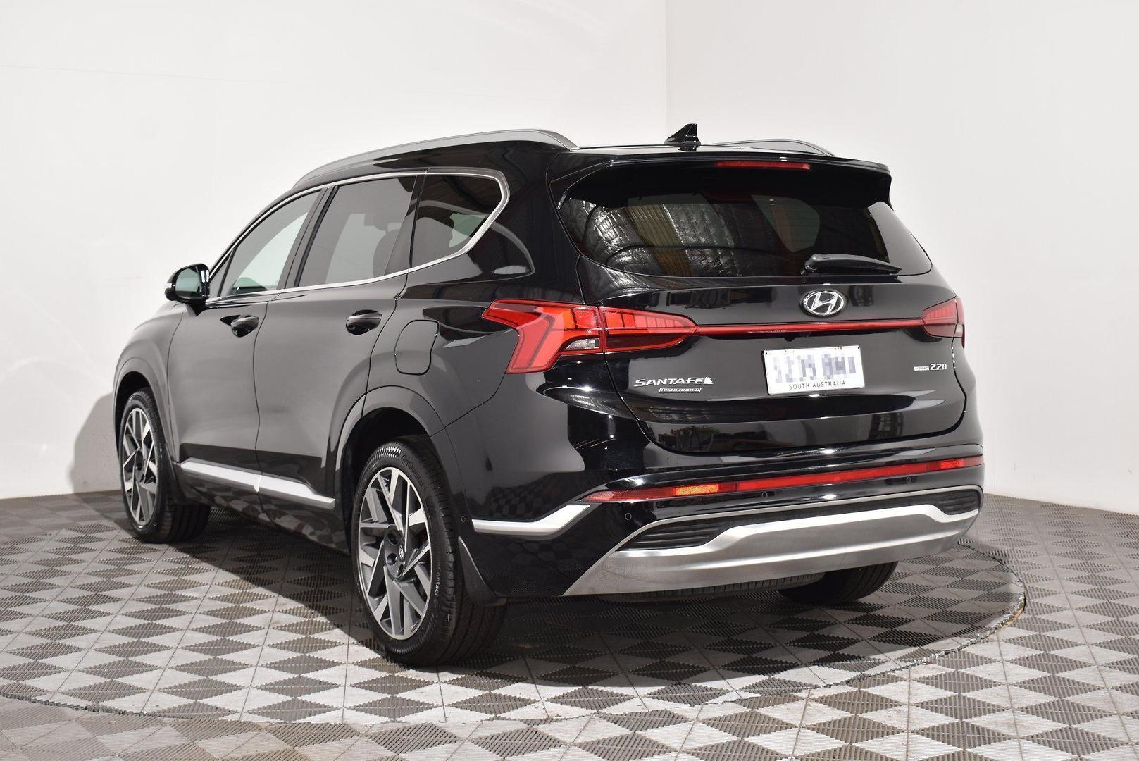2022 Hyundai Santa Fe Highlander — photo 2