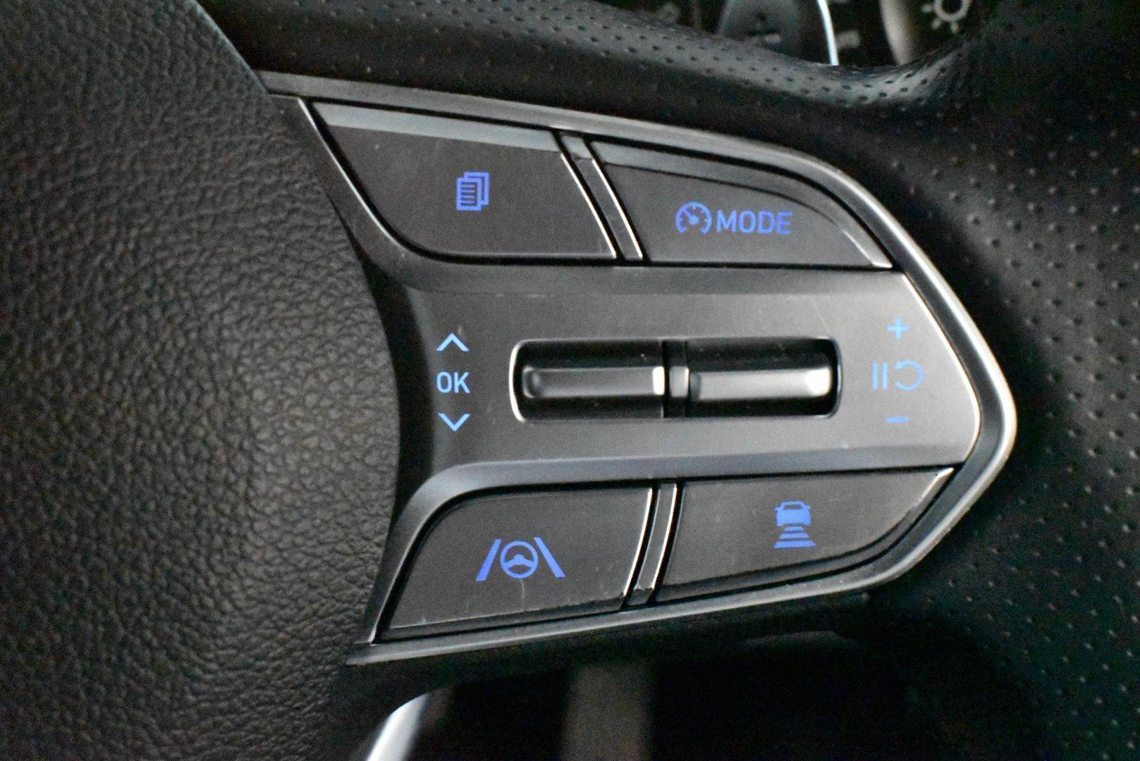 2022 Hyundai Santa Fe Highlander — photo 22