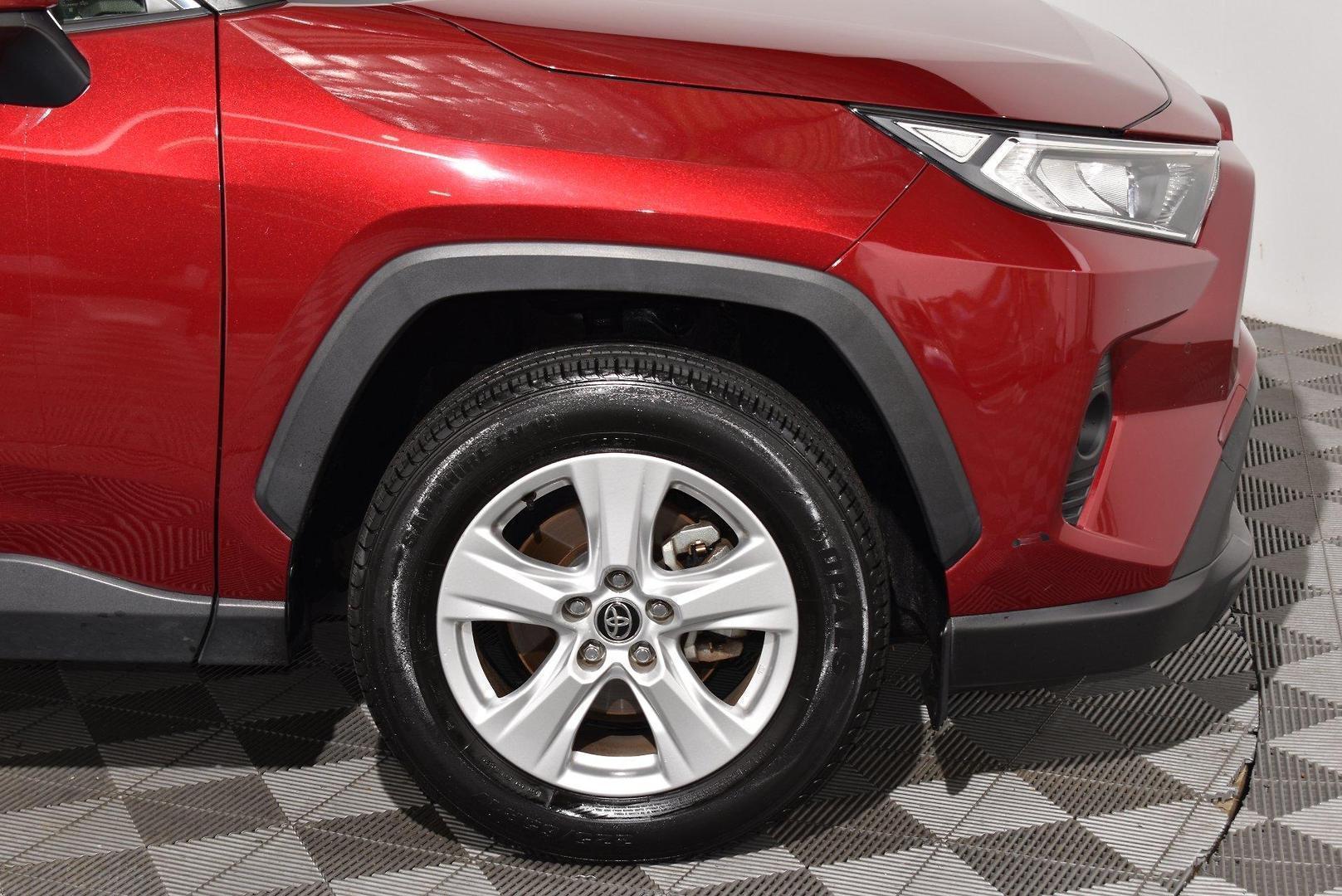 2021 Toyota RAV4 GX — photo 17