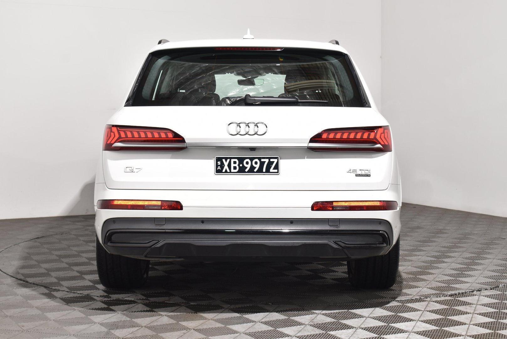 2021 Audi Q7 45 TDI — photo 4