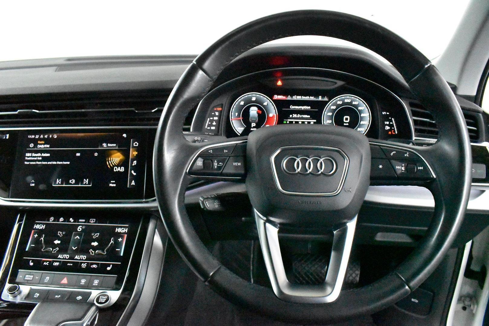 2021 Audi Q7 45 TDI — photo 5