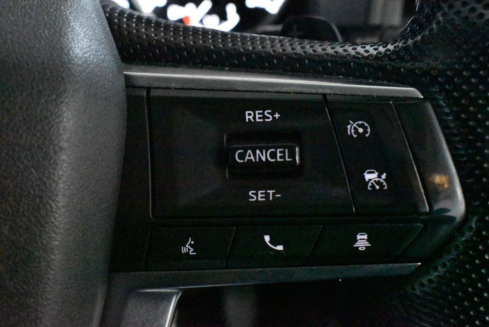 2022 Mitsubishi Outlander LS — photo 22