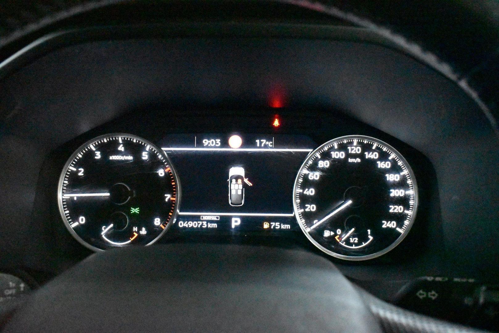 2022 Mitsubishi Outlander LS — photo 25