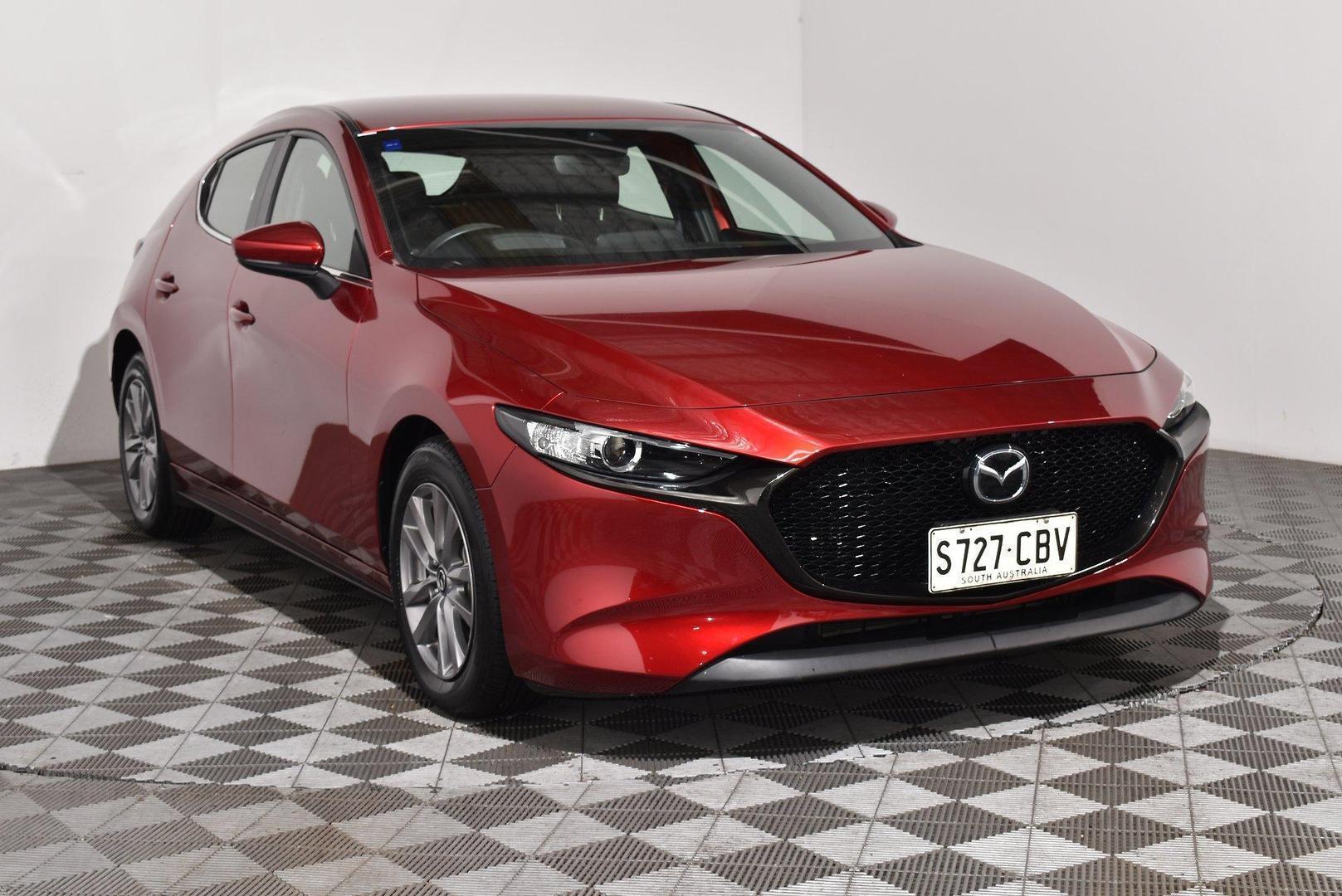 2019 Mazda 3 G20 Pure — photo 1