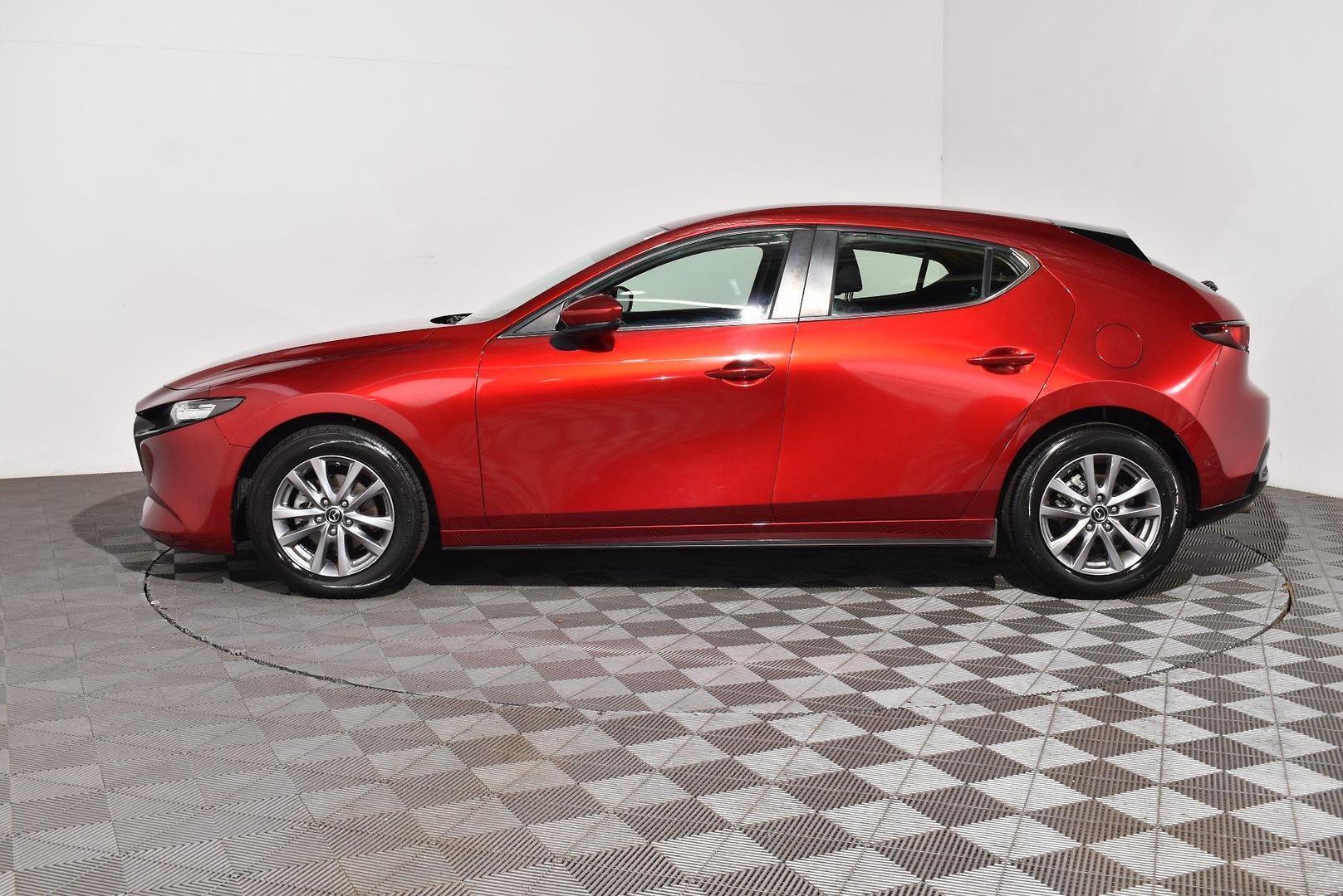2019 Mazda 3 G20 Pure — photo 10