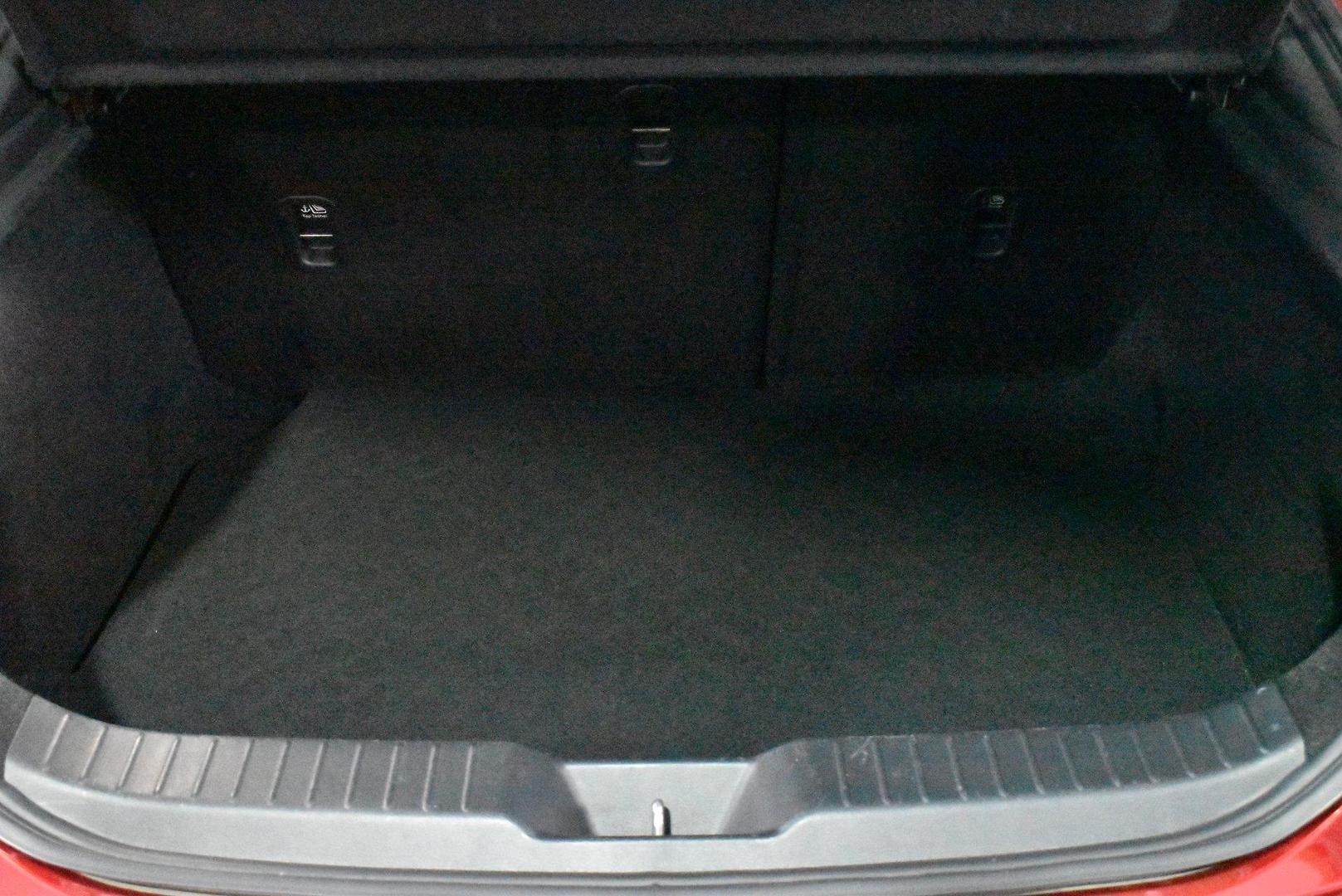 2019 Mazda 3 G20 Pure — photo 15