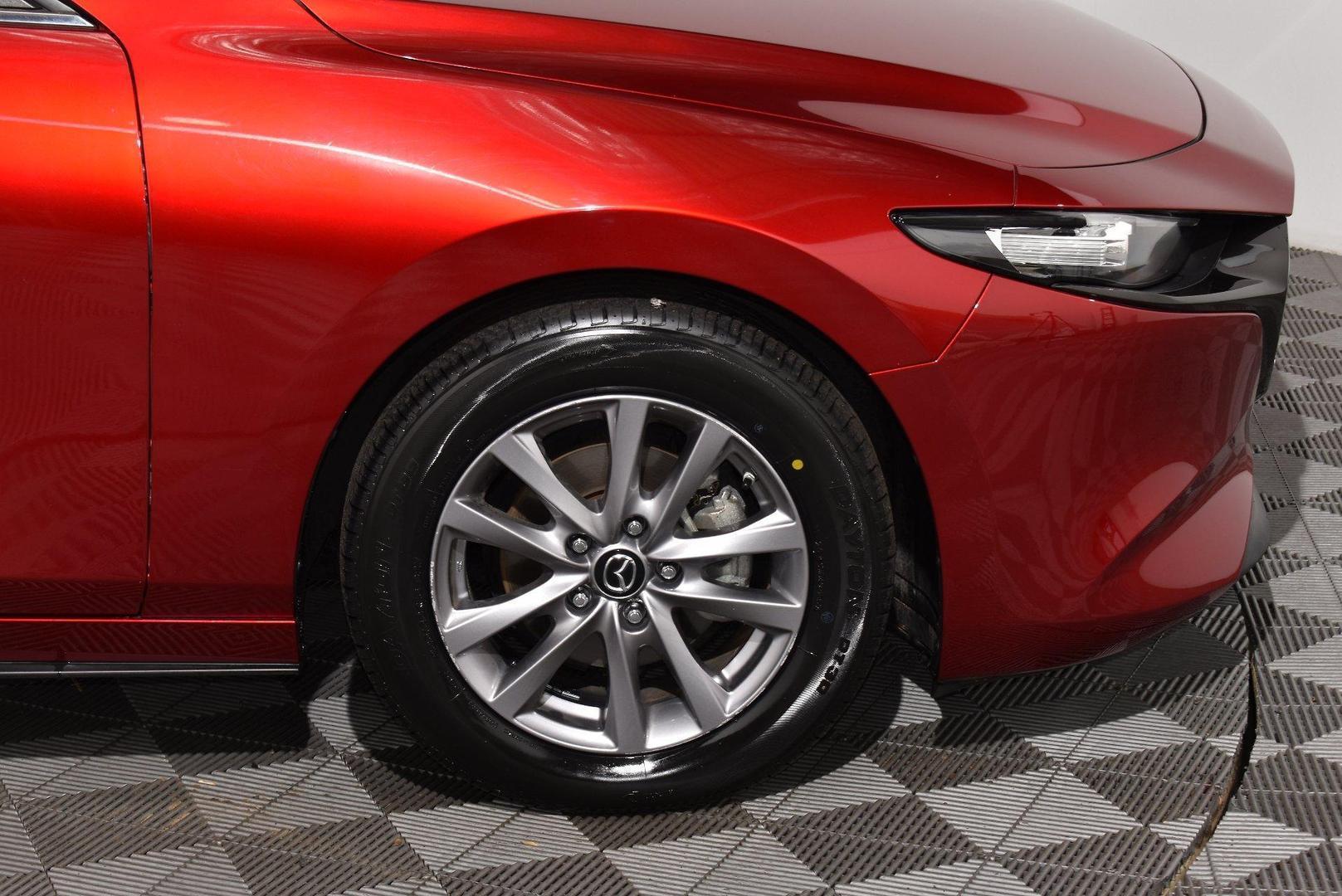 2019 Mazda 3 G20 Pure — photo 17