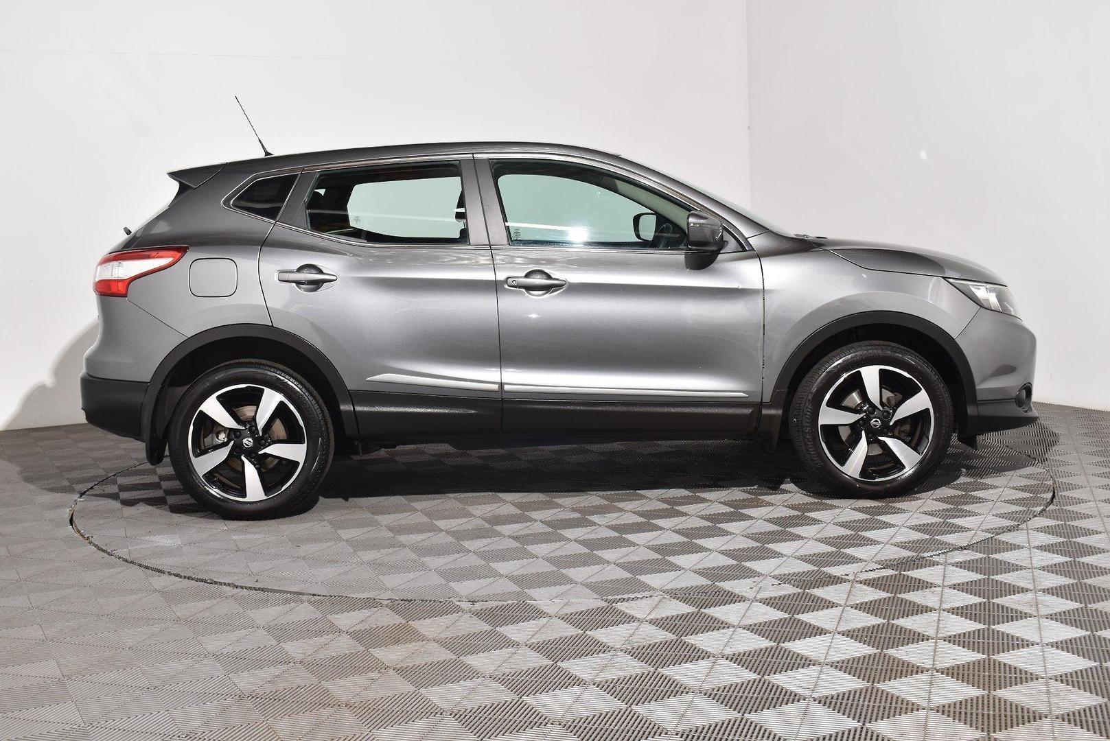 2017 Nissan QASHQAI NSPORT — photo 10