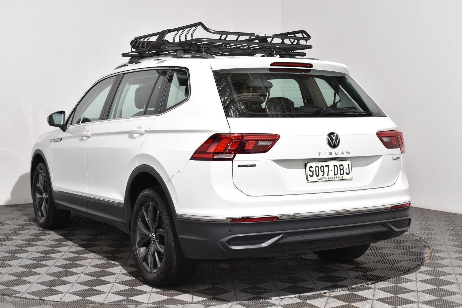 2023 Volkswagen Tiguan 132TSI Life Allspace — photo 2