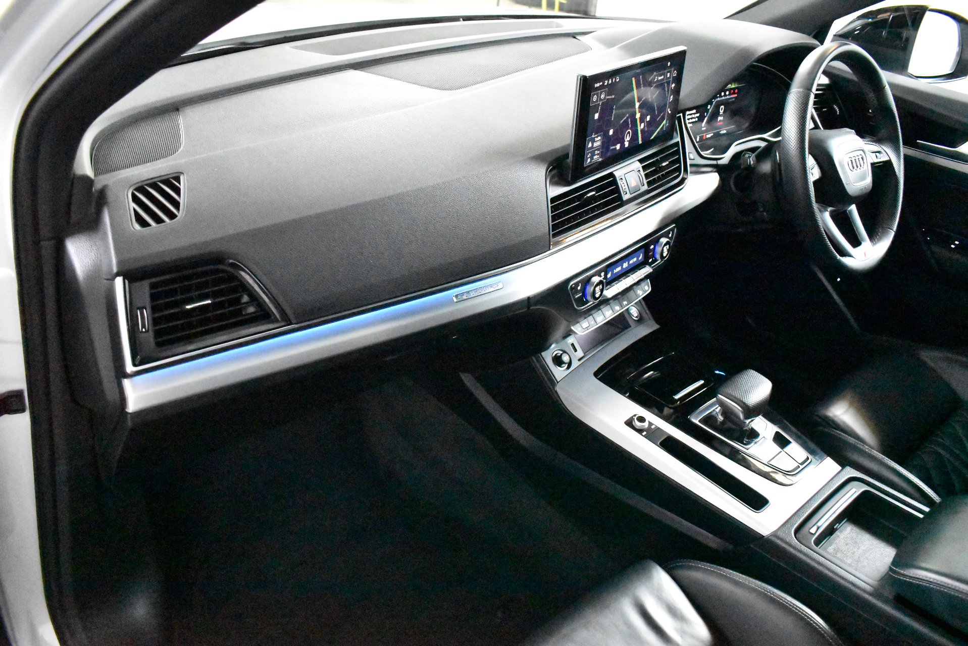 2022 Audi Q5 45 TFSI S line — photo 6