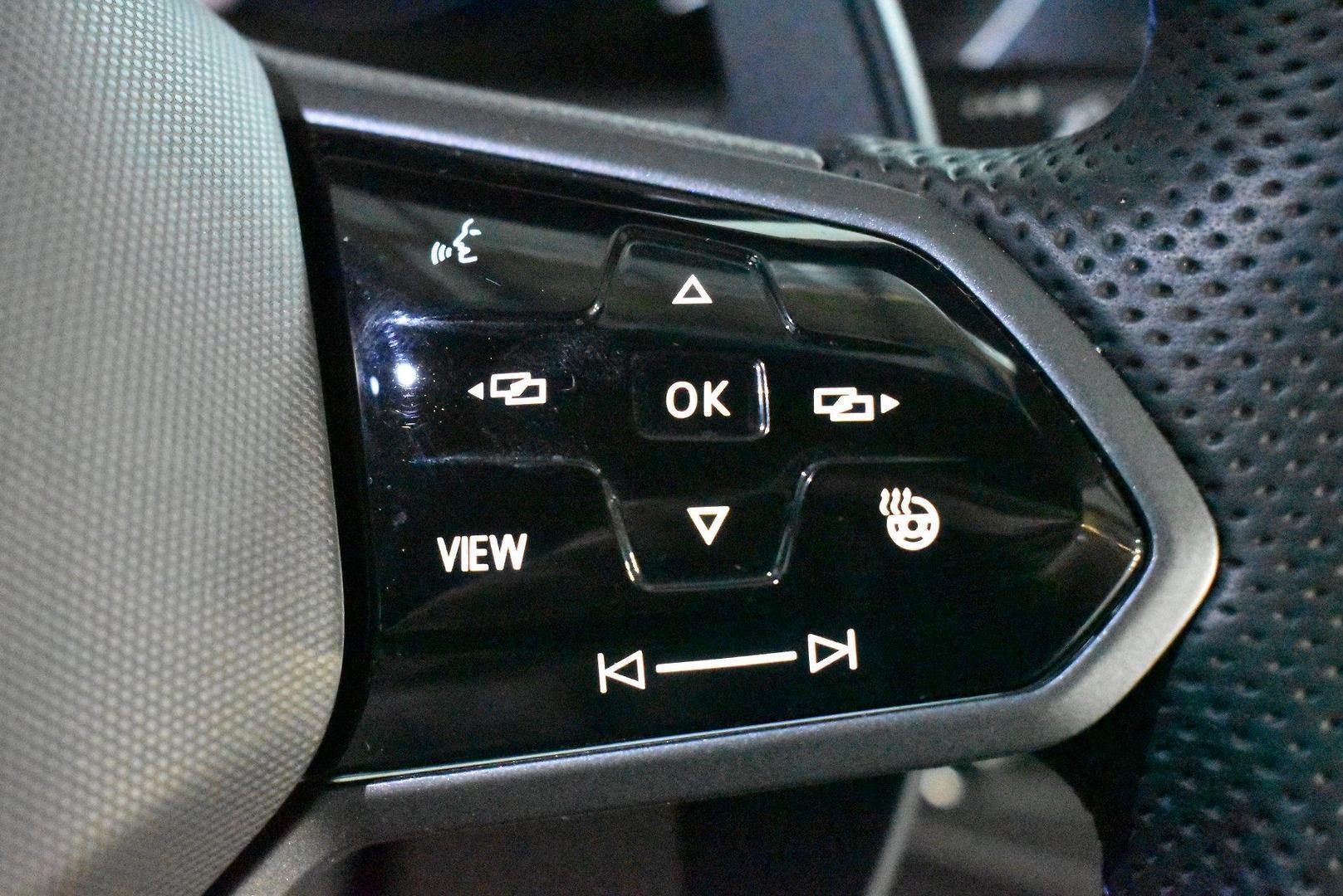 2023 Volkswagen Tiguan R — photo 22