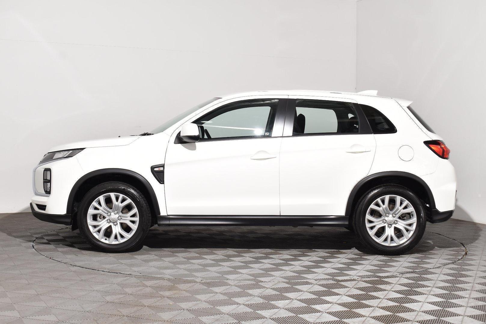 2024 Mitsubishi ASX ES — photo 10