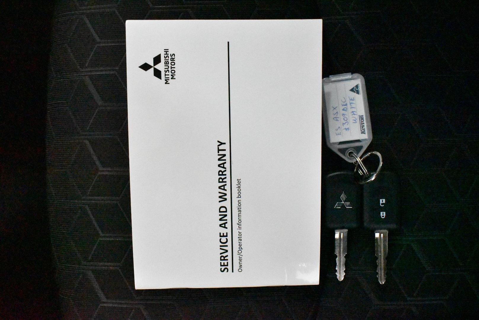 2024 Mitsubishi ASX ES — photo 24