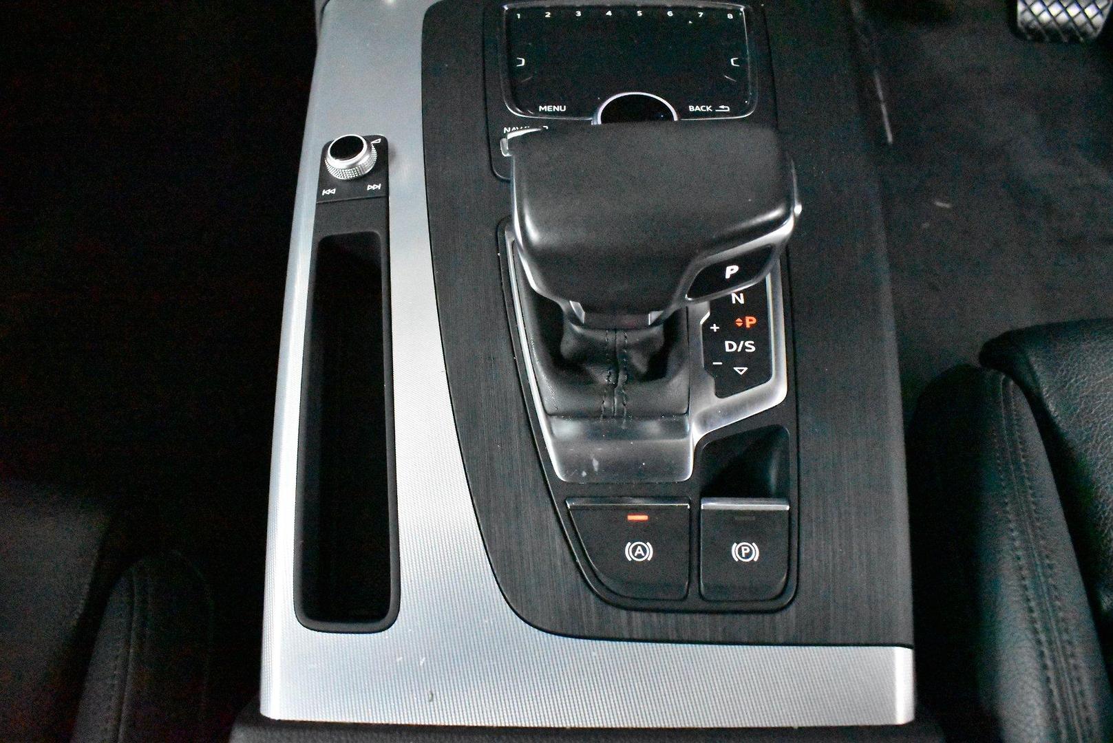 2020 Audi Q5 45 TFSI sport — photo 20