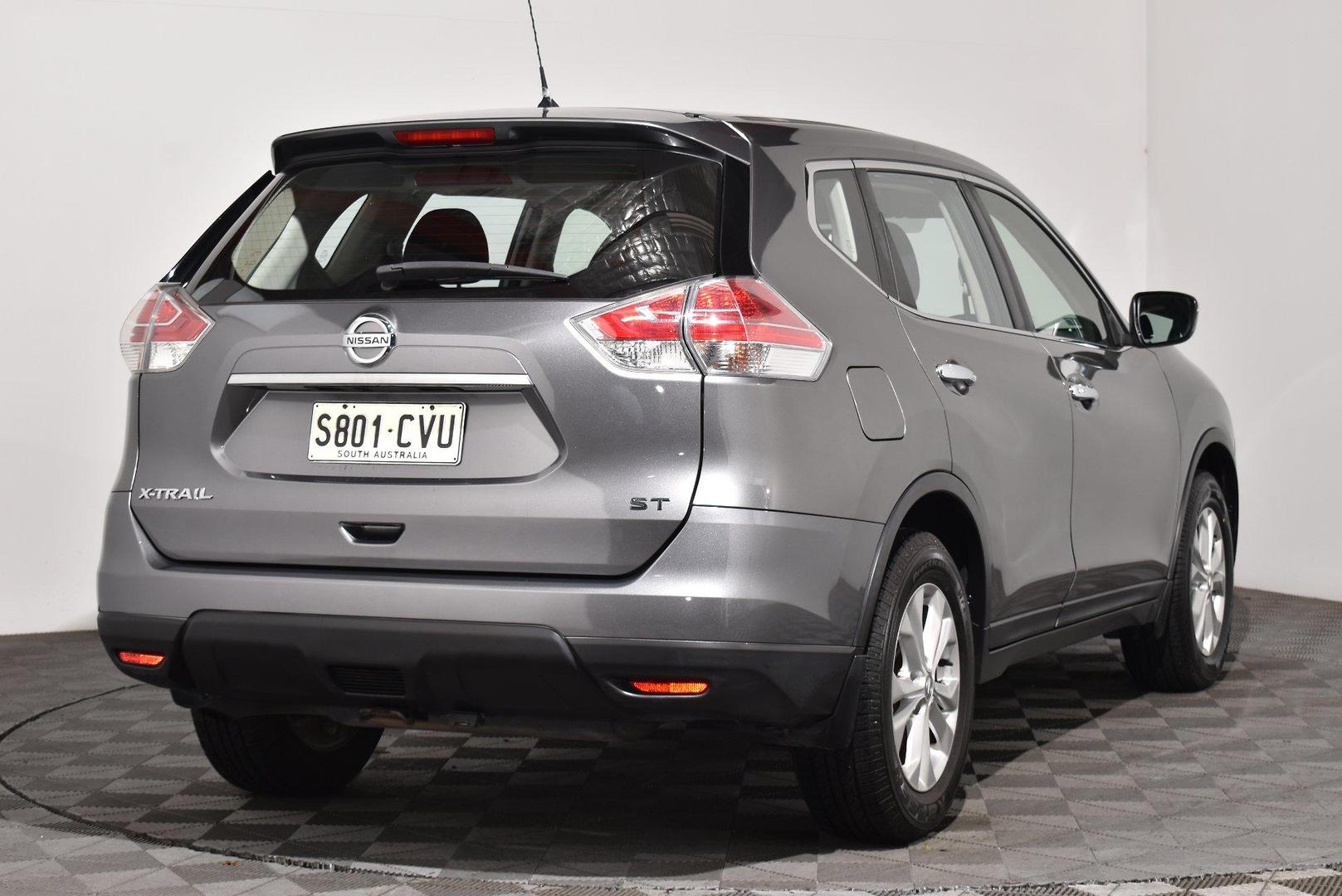 2015 Nissan X-TRAIL ST — photo 14