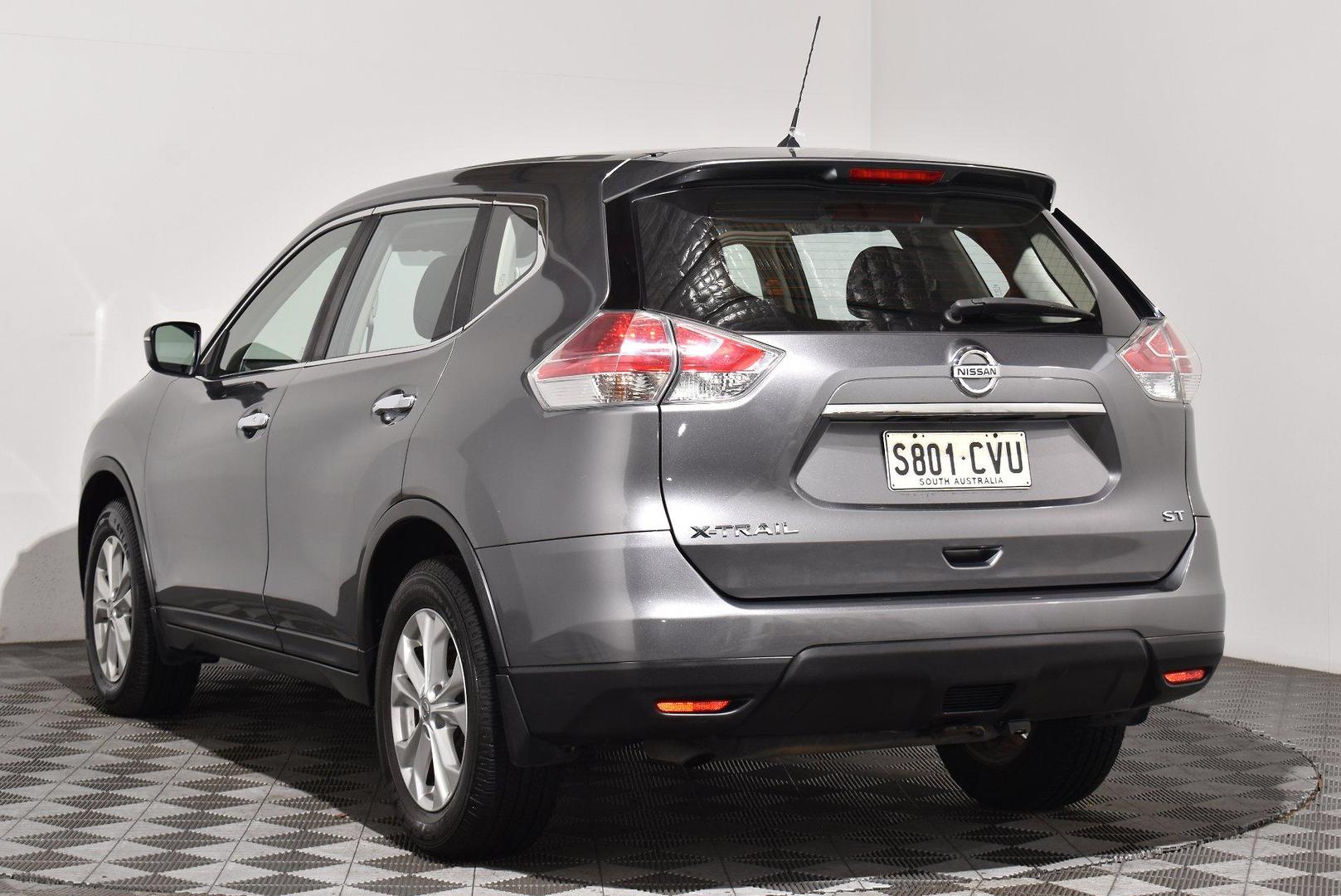 2015 Nissan X-TRAIL ST — photo 2