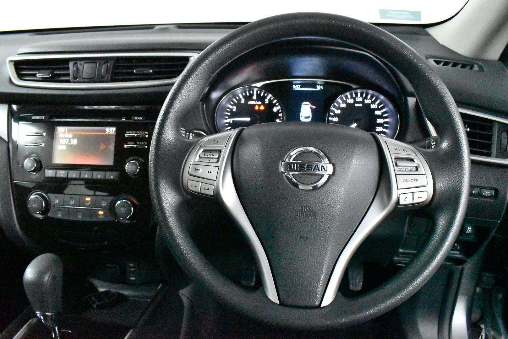 2015 Nissan X-TRAIL ST — photo 5